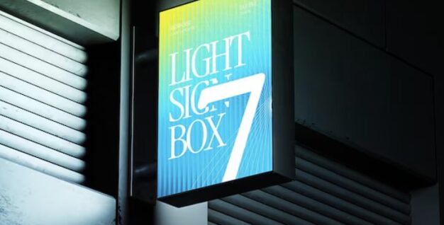 Зовнішні рекламні конструкції на вулиці